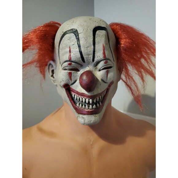Spirit Halloween Youth Cursed Clown Costume Scary Medium M 10-12y Free Tattoos - Picture 6 of 13